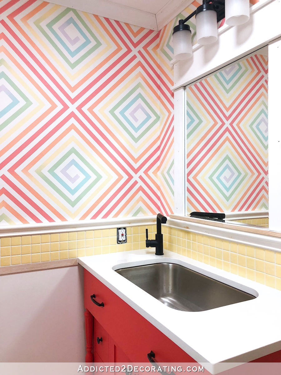 DIY multi-color ombre square spiral hand paitned wall design